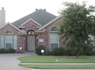 3124 Riverlakes Dr, Hurst, TX 76053