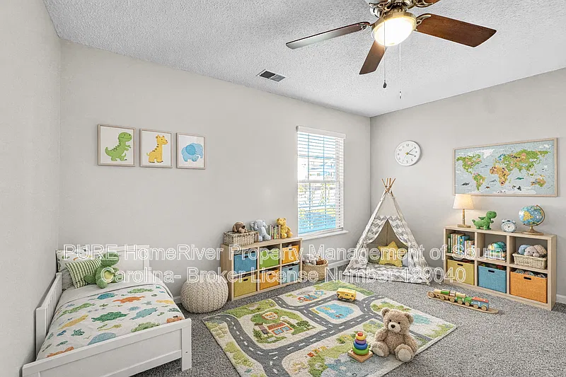 4 bed, 2.5 bath, 2072 sqft, $2,085 — Photo 4