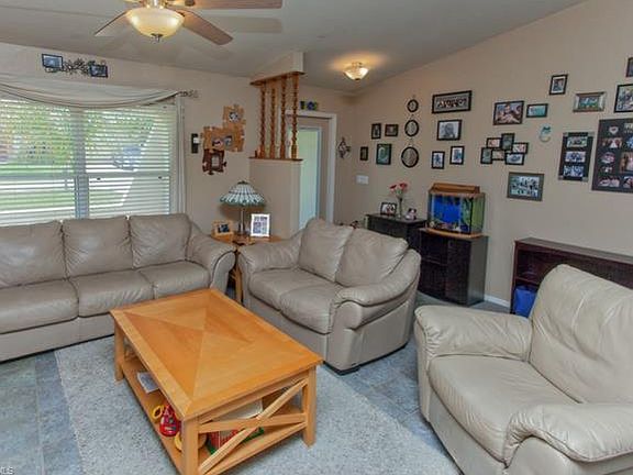 5th image of 4345 SW 6th Pl