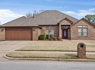 1204 E Uniontown St, Broken Arrow, OK 74012