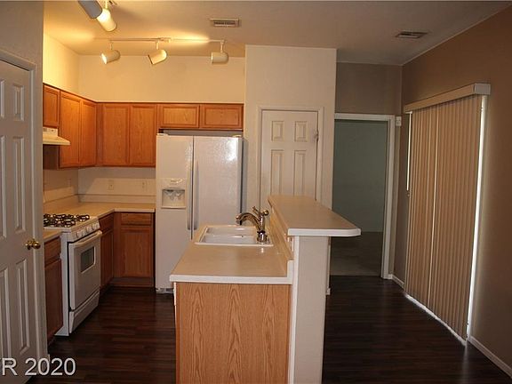 5th image of 3916 Smokey Fog Ave #201
