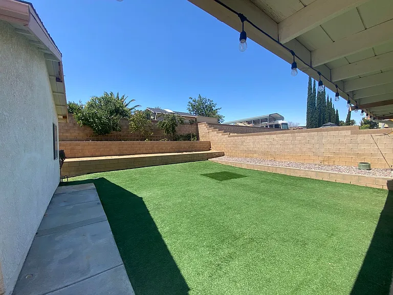 5828 W Avenue L11 — Photo 17