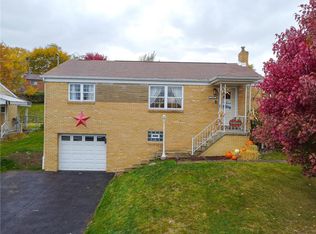 1290 Edgewood Dr, Homestead, PA