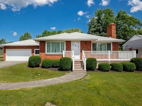 1144 Maple Rd, Williamsville, NY 14221