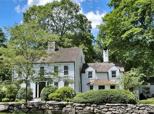 18 Godfrey Rd W, Weston, CT 06883