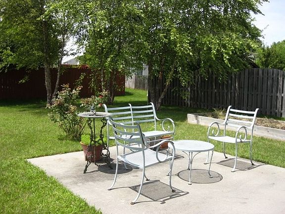 3rd image of 5248 Wilmington Cir