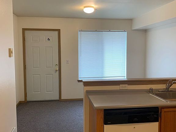 4th image of 2211 Douglas Ave APT 301