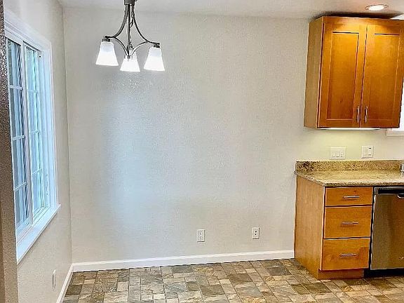 4th image of 719 Borregas Ave