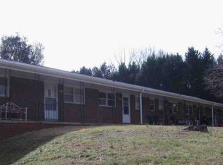 4719 Evelyn Rd, Winston Salem, NC 27106