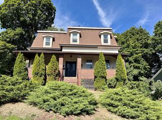 24 Fowler St, Beacon, NY 12508