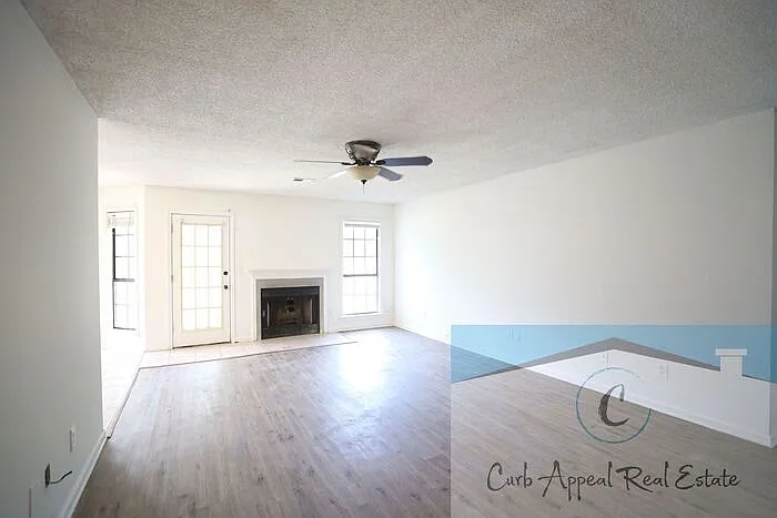 4004 Cobblestone Cir — Photo 7