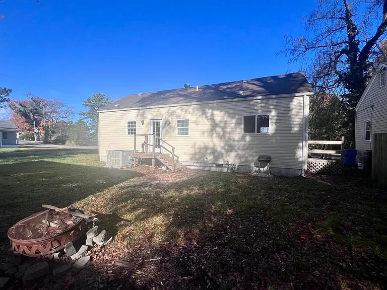 1600 Park Ave — Photo 5