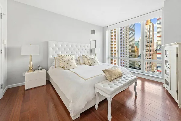 Rented by The Bracha Group | media 3