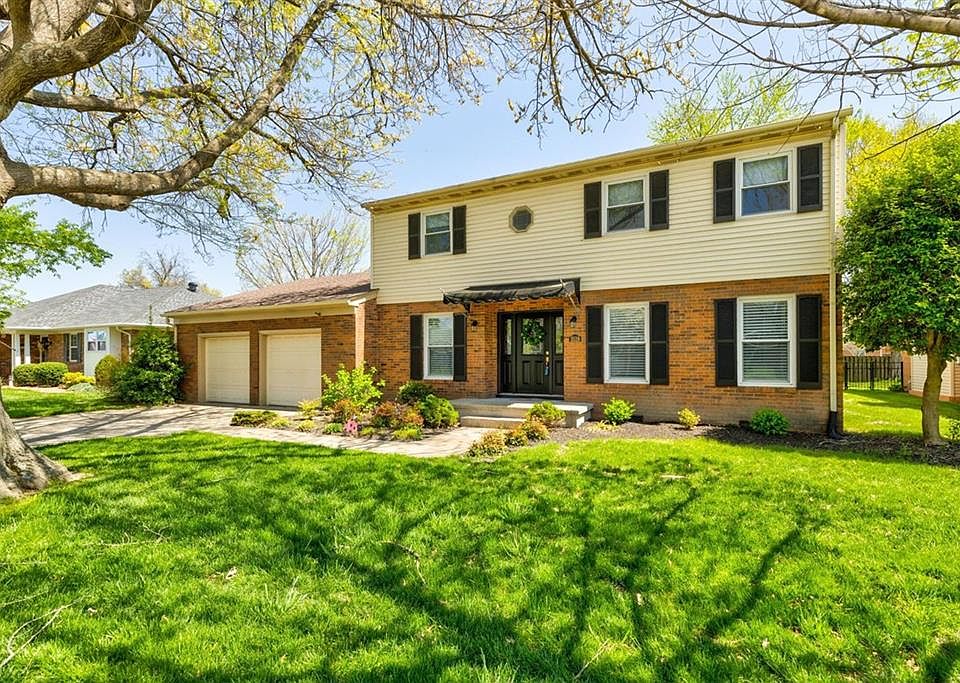 1st image of 3519 Royal Dr