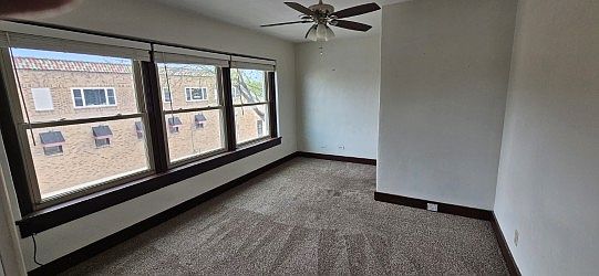 2nd image of 420 1/2 Grand Ave APT 1