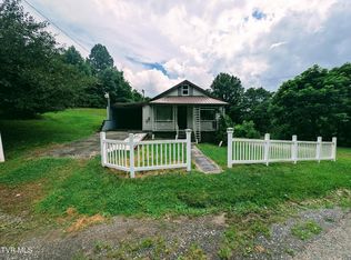 2005 Dc Caney Ridge Rd, Clintwood, VA 24228
