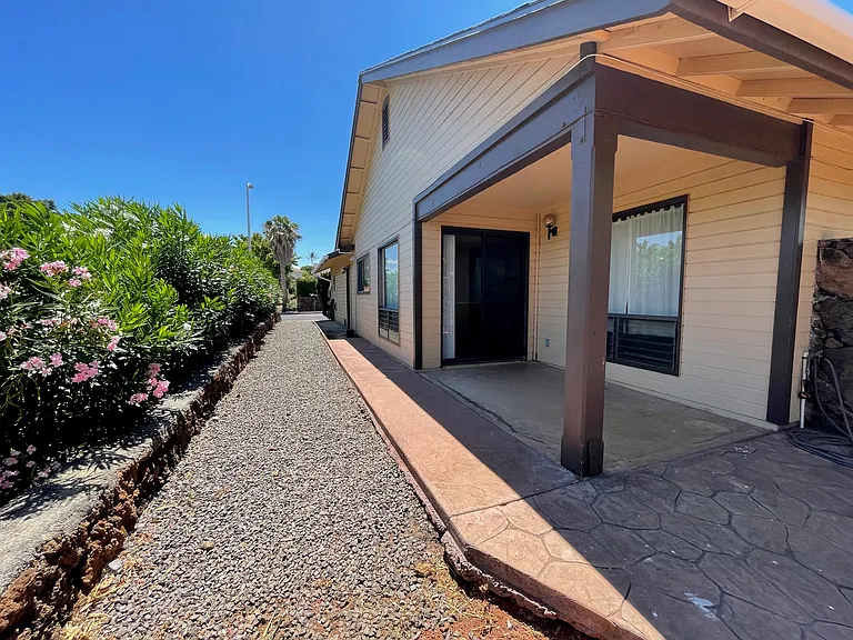 68-1696 Akaula St — Photo 2