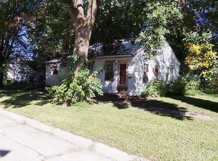 601 Seymour St, Tama, IA 52339