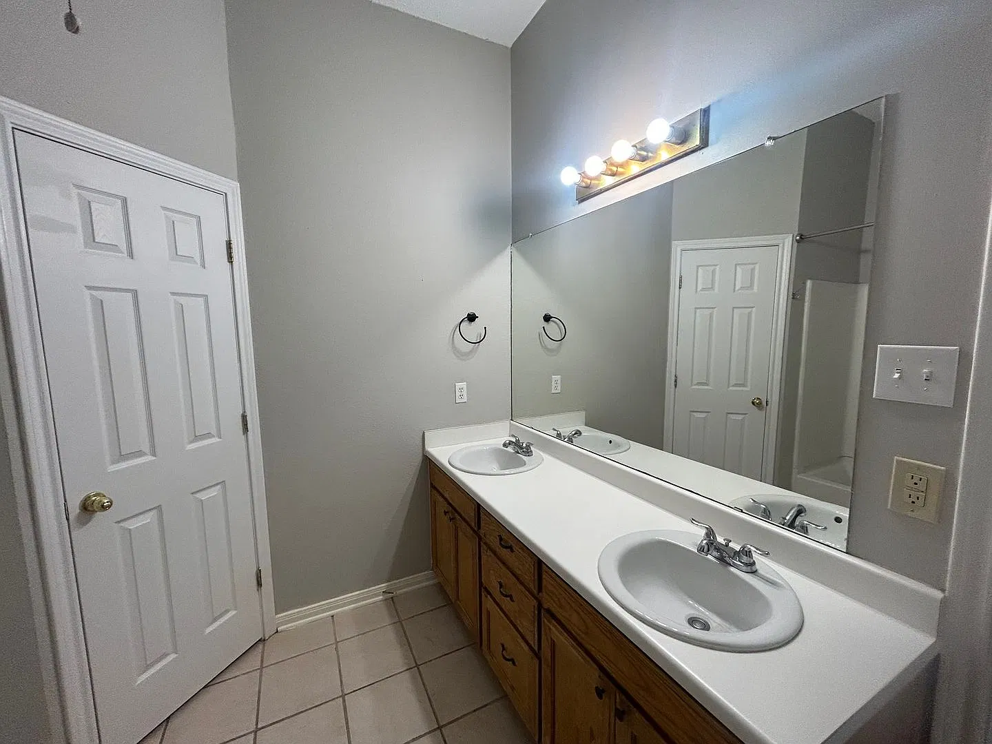 Midway ISD Speegleville Home — Photo 3