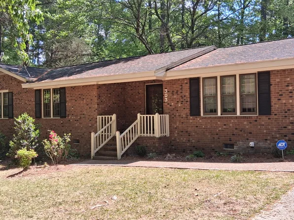 303 Rochelle Dr, Knightdale, NC 27545