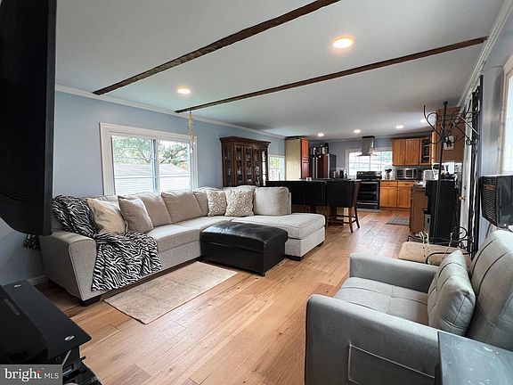 4th image of 4328 Ridge Rd #13