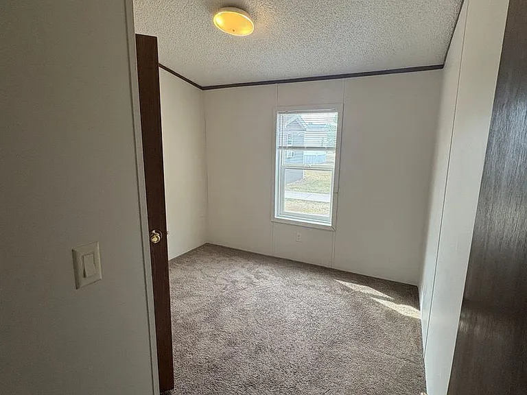306 White Oak Dr — Photo 11