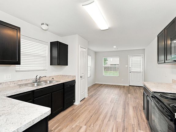 4th image of 4212 Twinleaf Dr