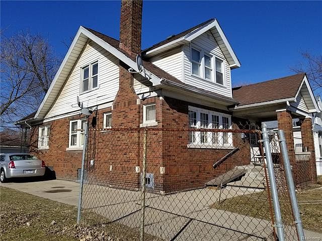 2nd image of 3077 Tillman St