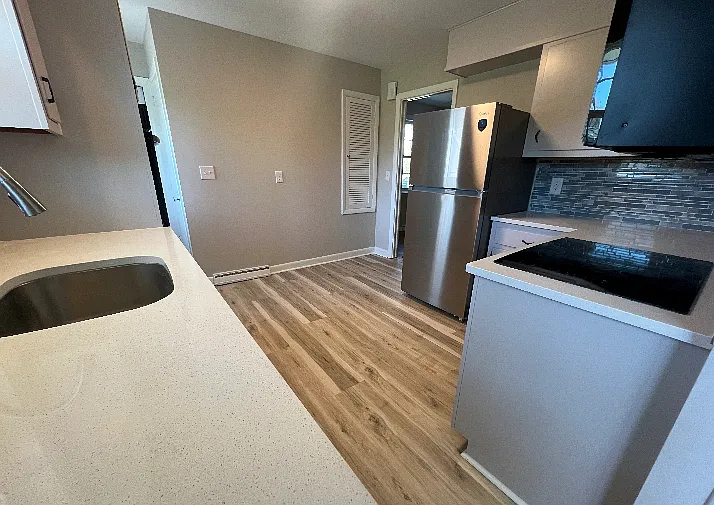 715 Foulkstone Rd — Photo 6