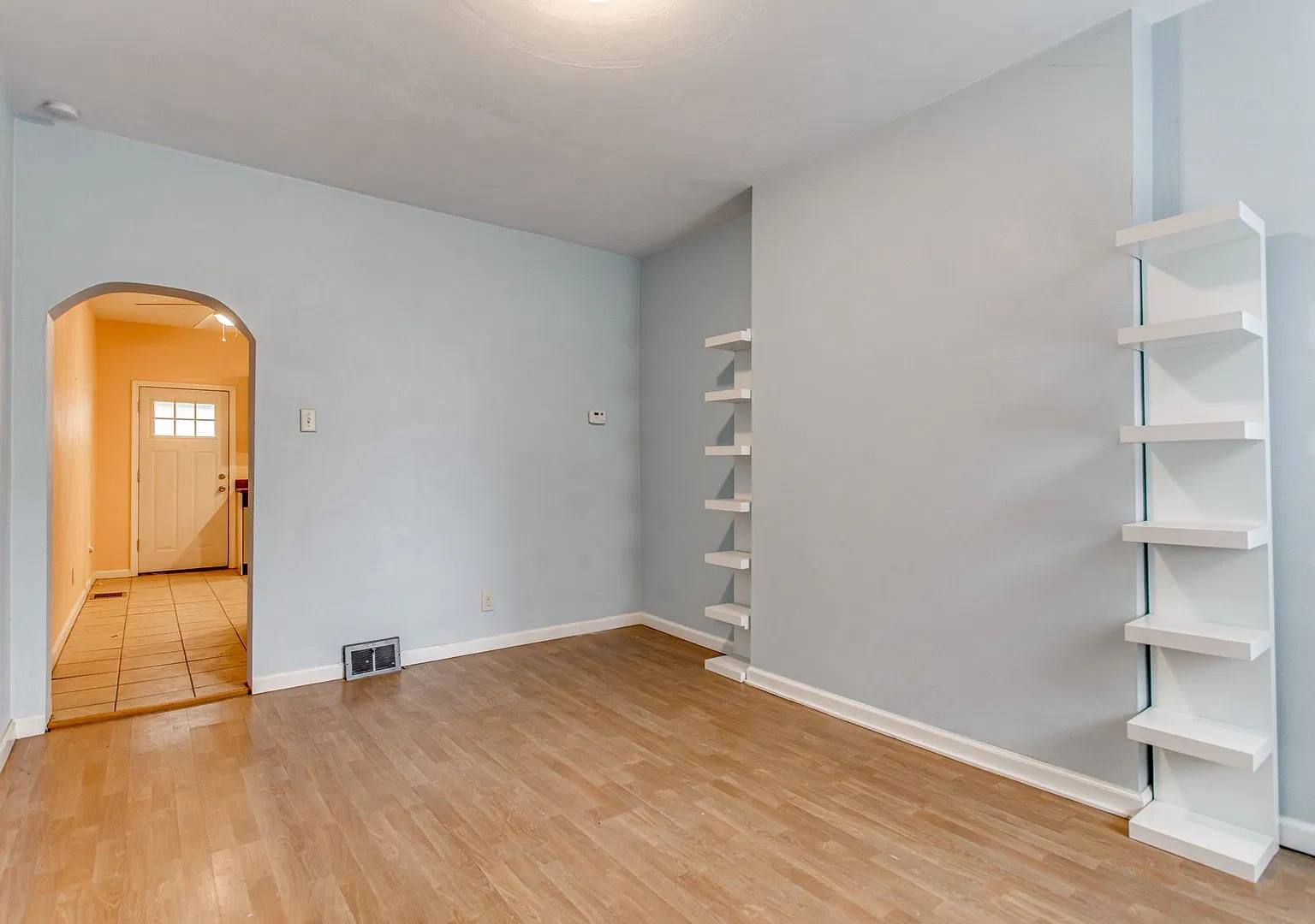 2 bedroom townhome in Bloomfield! — Photo 3