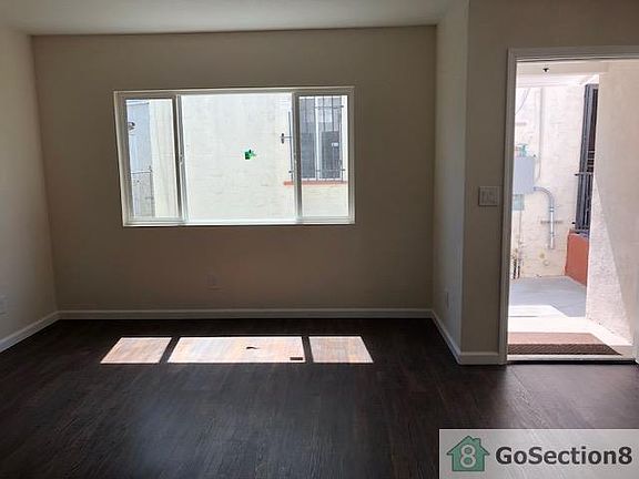 2nd image of 645 W 112th St