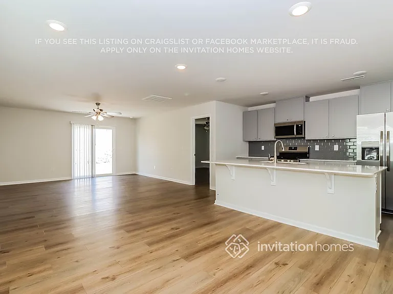 356 Hollingswood Dr — Photo 6