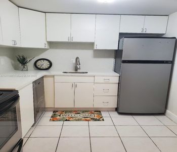 4920 NW 79th Ave APT 213, Doral, FL, 33166