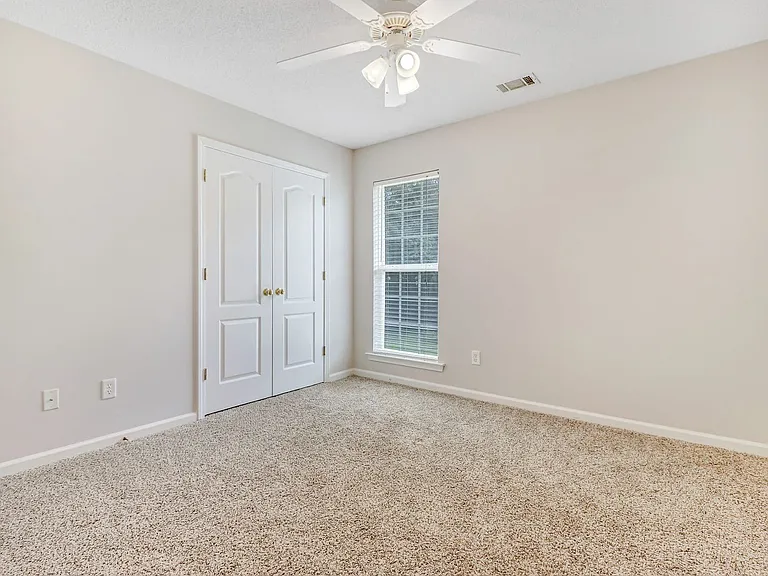 127 Williams Ave — Photo 29