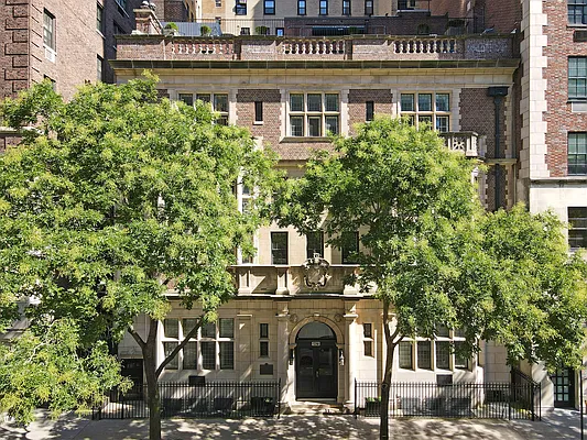 Rented by Oxford Property Group | media 35