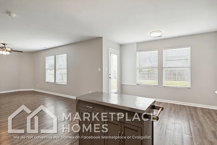 29946 Glenrose Way — Photo 6