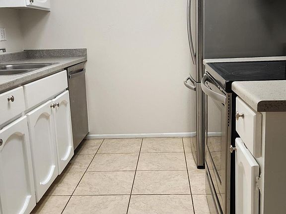 4th image of 3131 W Cochise Dr Unit 149