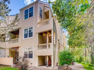 979 S Miller St APT 302, Lakewood, CO 80226