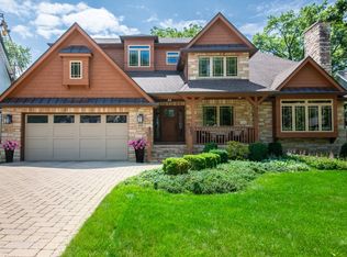 846 Wellner Rd, Naperville, IL 60540