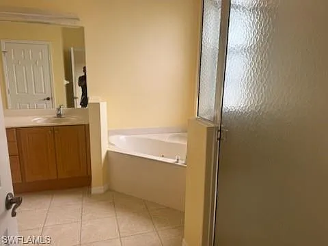 15622 Summit Place Cir #395 — Photo 2