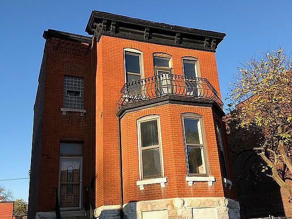 3rd image of 2919 Wyoming St