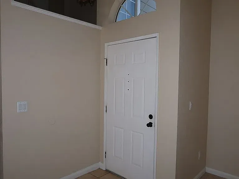 701 Deerfield Dr — Photo 8