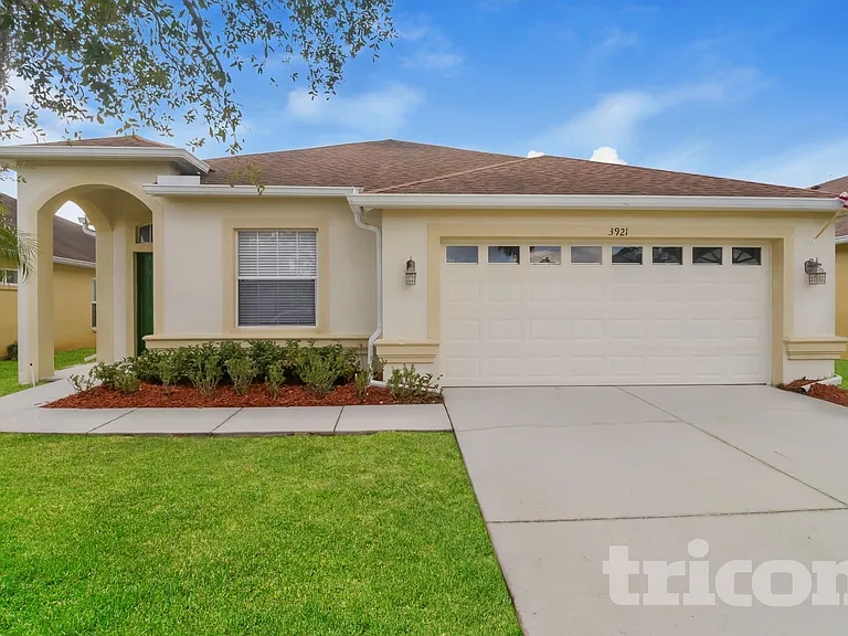 3921 Langdrum Dr — Photo 1