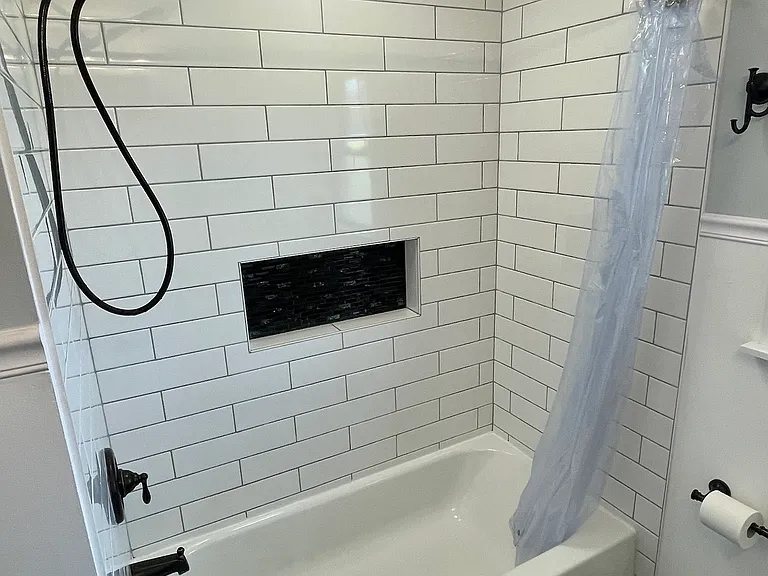 260 Waverly Ave — Photo 10