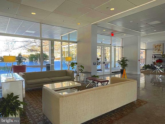 4th image of 800 4th St SW APT N103