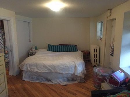 1st image of 176 Bay 25 St