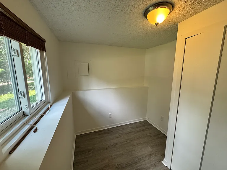 6995 Leytonstone Blvd — Photo 45