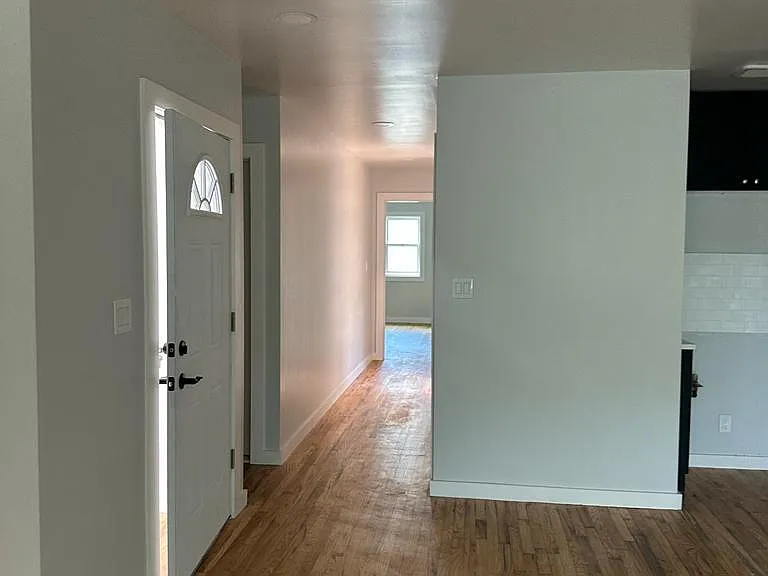 212 Beach 91st St #3 — Photo 4