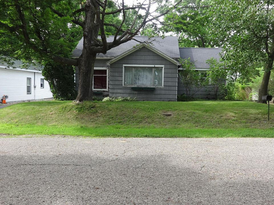 1st image of 609 E Bitely St