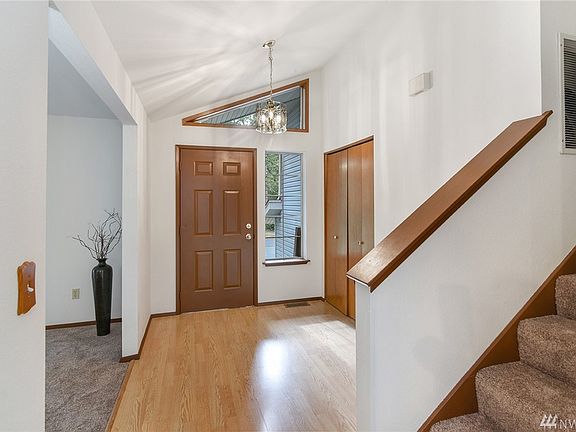 3rd image of 11983 Avellana Cir NW